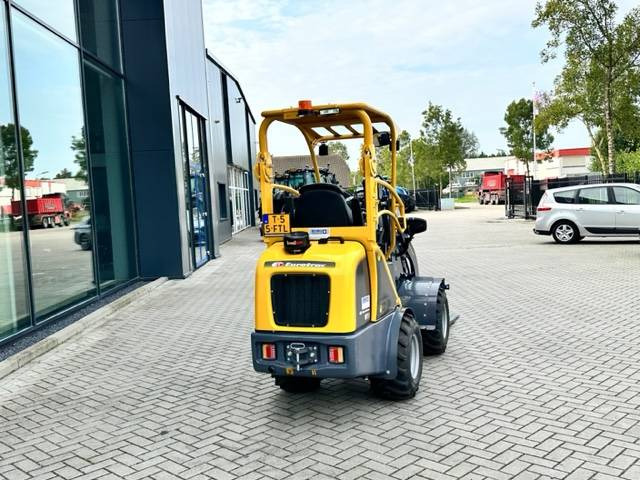 Eurotrac W11 Minishovel NEW! - Kloubový nakladač: obrázek 5 Eurotrac W11 Minishovel NEW! - Kloubový nakladač: obrázek 5