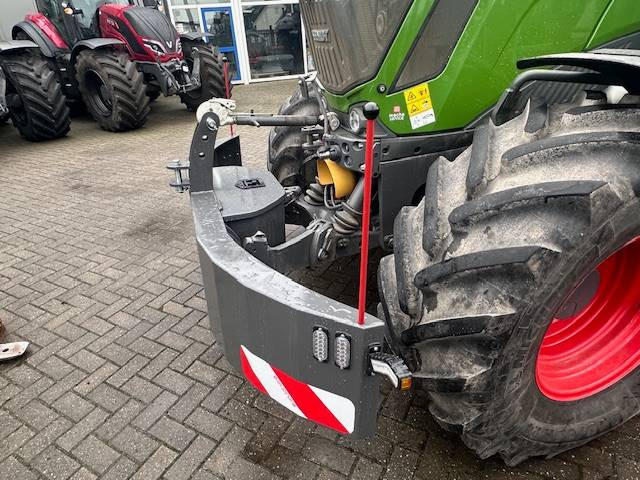 Trekkerbumper Tractorbumper met opbergkist - Náhradní díly pro Zemědělská technika: obrázek 4 Trekkerbumper Tractorbumper met opbergkist - Náhradní díly pro Zemědělská technika: obrázek 4