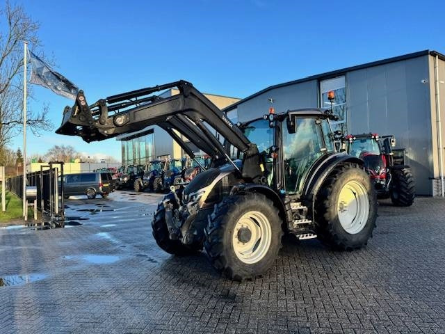 Valtra G115 hitech, 1625 uur, G4 voorlader! - Traktor: obrázek 1 Valtra G115 hitech, 1625 uur, G4 voorlader! - Traktor: obrázek 1