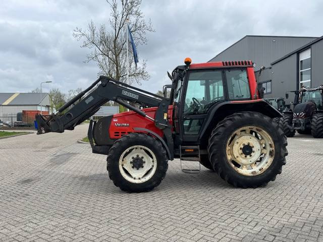 Valtra Valmet 6650 Hitech, voorlader, vloeistofkoppeling - Traktor: obrázek 3 Valtra Valmet 6650 Hitech, voorlader, vloeistofkoppeling - Traktor: obrázek 3