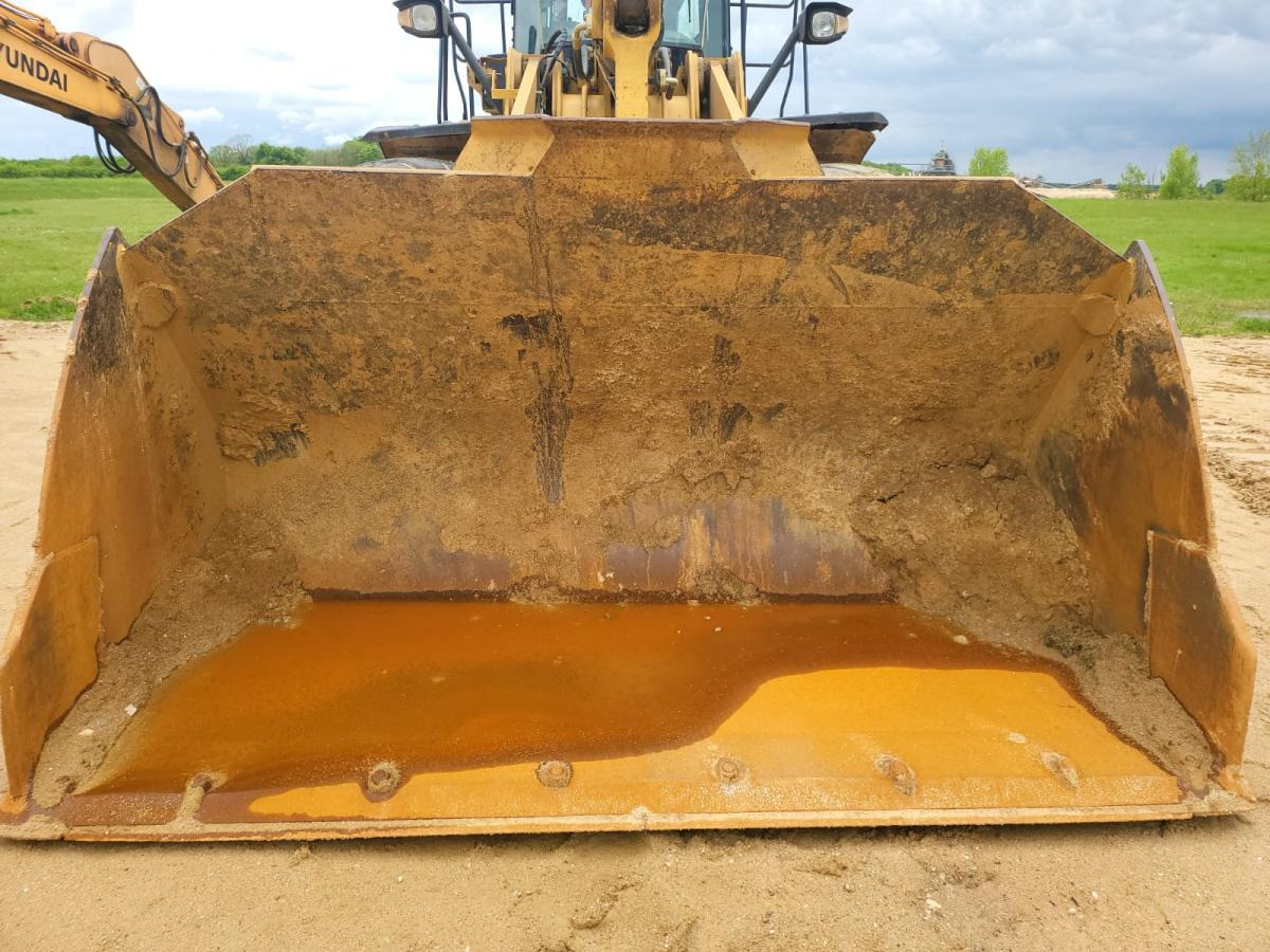 Kolový nakladač Caterpillar 972K: obrázek 11