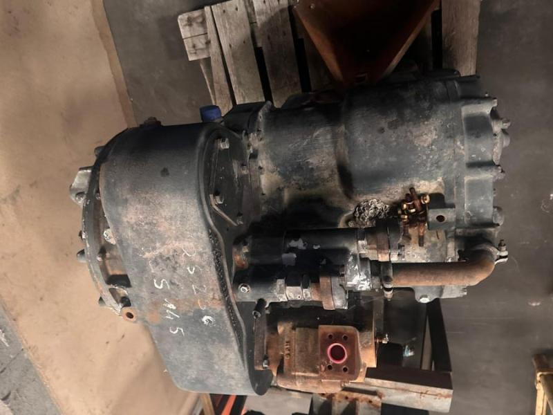Dana 16.5 MT Transmission - Poloosa: obrázek 1 Dana 16.5 MT Transmission - Poloosa: obrázek 1