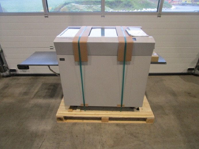AUTOMATISCHES SCHNEIDSYSTEM UCHIDA AEROCUT ONE - Stroj na řezání papíru: obrázek 1 AUTOMATISCHES SCHNEIDSYSTEM UCHIDA AEROCUT ONE - Stroj na řezání papíru: obrázek 1