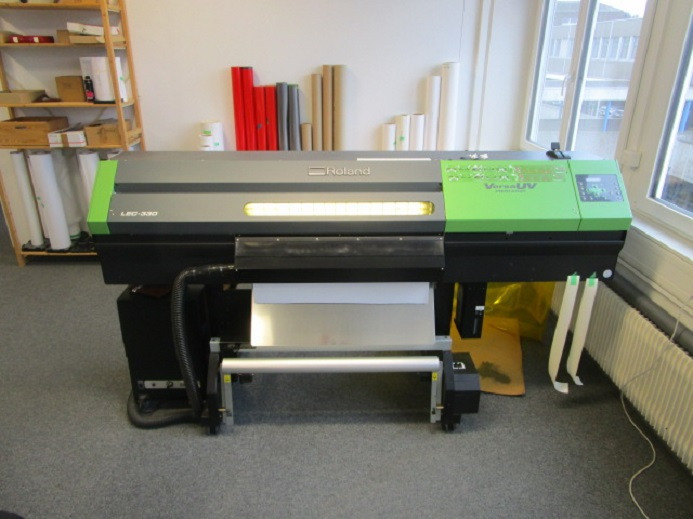 DRUCK- UND SCHNEID-MASCHINE ROLAND LEC-330 - Stroj na řezání papíru: obrázek 1 DRUCK- UND SCHNEID-MASCHINE ROLAND LEC-330 - Stroj na řezání papíru: obrázek 1