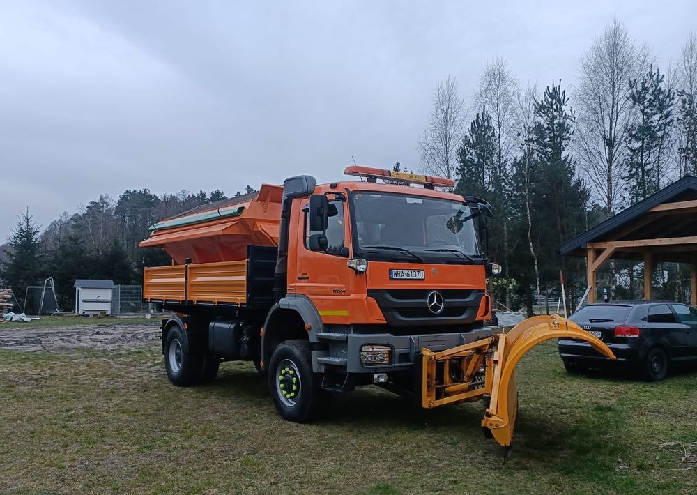 Mercedes-Benz Axor 1824 - Vozidlo pro zimní údržbu: obrázek 4 Mercedes-Benz Axor 1824 - Vozidlo pro zimní údržbu: obrázek 4