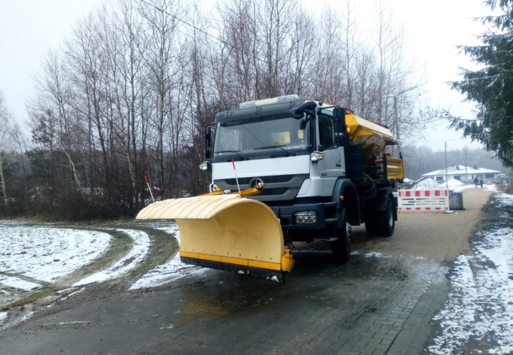 Mercedes-Benz Axor 1824 - Vozidlo pro zimní údržbu: obrázek 1 Mercedes-Benz Axor 1824 - Vozidlo pro zimní údržbu: obrázek 1