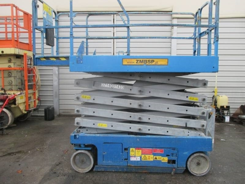Genie GS 3246 - Nůžková plošina: obrázek 1 Genie GS 3246 - Nůžková plošina: obrázek 1