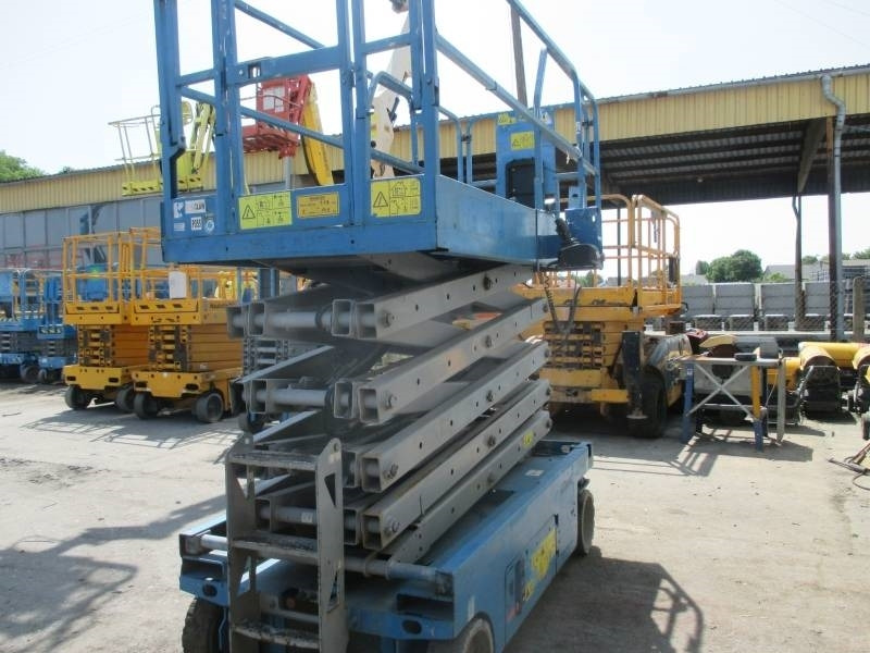 Genie GS 3246 - Nůžková plošina: obrázek 4 Genie GS 3246 - Nůžková plošina: obrázek 4