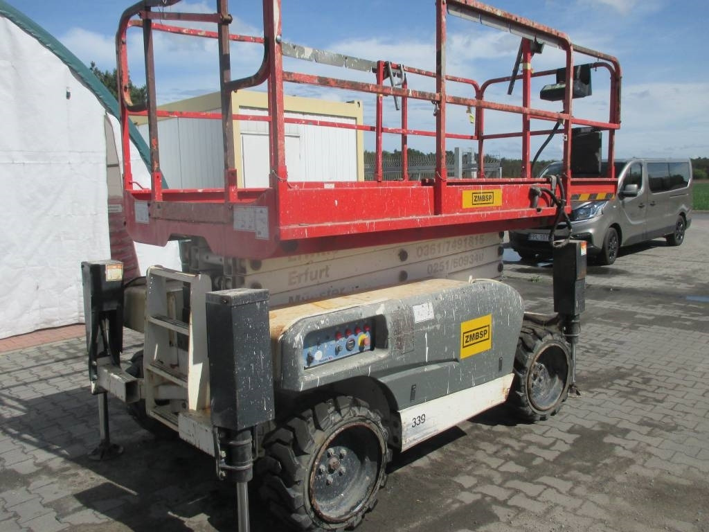 Haulotte Compact 12 DX - Nůžková plošina: obrázek 3 Haulotte Compact 12 DX - Nůžková plošina: obrázek 3