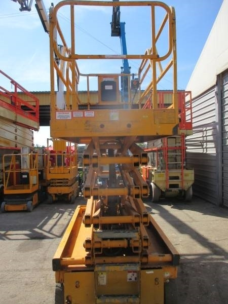 Haulotte Compact 12 - Nůžková plošina: obrázek 4 Haulotte Compact 12 - Nůžková plošina: obrázek 4