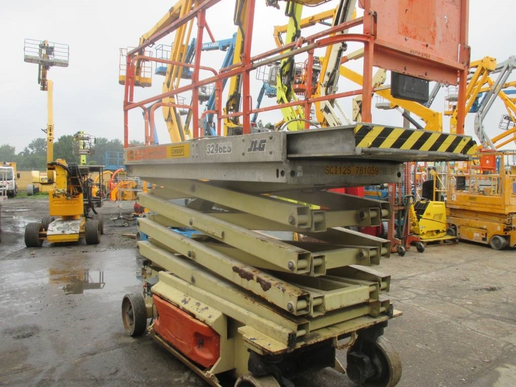 JLG 3246 ES - Nůžková plošina: obrázek 4 JLG 3246 ES - Nůžková plošina: obrázek 4