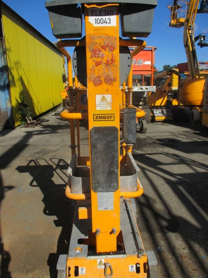 JLG Pecolift - Vertikální sloupový výtah: obrázek 3 JLG Pecolift - Vertikální sloupový výtah: obrázek 3