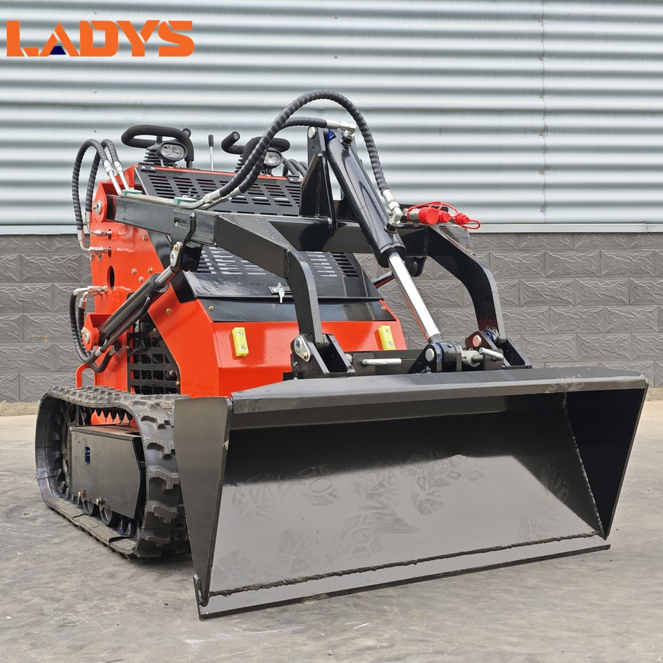 LADYS Free Shipping Mini Skid Steer Loader Compact Track Electric/Diesel Chinese Mini Skid Steer Loader For Sale With Mini Skid Steer Attachments 4 In 1 Bucket - Smykový nakladač: obrázek 4 LADYS Free Shipping Mini Skid Steer Loader Compact Track Electric/Diesel Chinese Mini Skid Steer Loader For Sale With Mini Skid Steer Attachments 4 In 1 Bucket - Smykový nakladač: obrázek 4