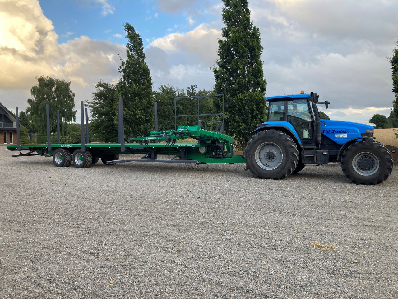 GST BALE STACKER - Samonakládací vůz: obrázek 3 GST BALE STACKER - Samonakládací vůz: obrázek 3