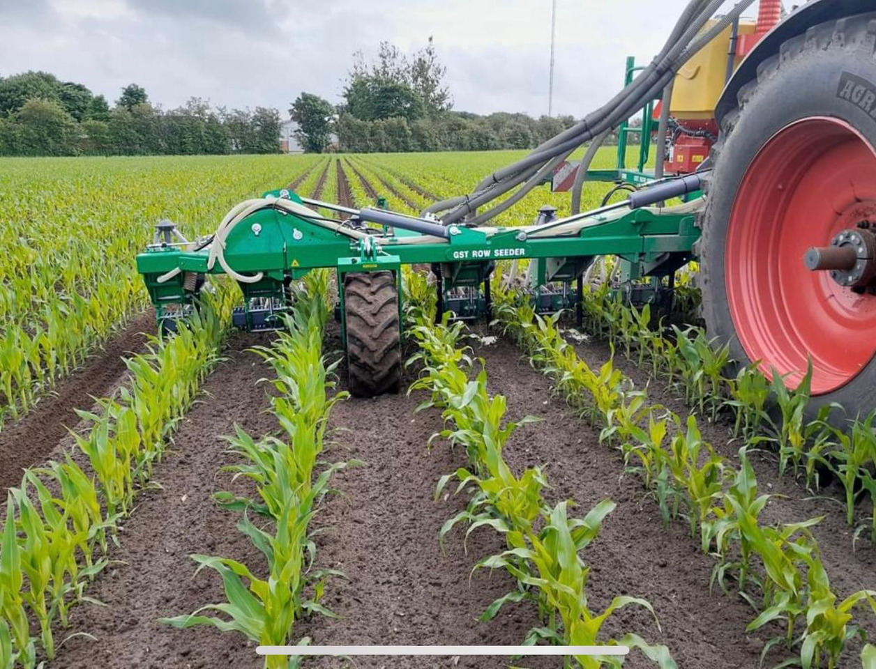 GST ROW SEEDER 12 - Secí stroj: obrázek 2 GST ROW SEEDER 12 - Secí stroj: obrázek 2