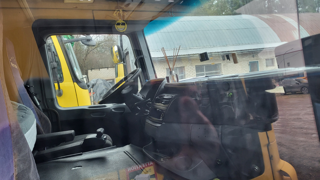 Přepravník automobilů ACTROS 1841 6X2 KASSBOHRER SUPERTRANS ACTROS 1841: obrázek 16 Přepravník automobilů ACTROS 1841 6X2 KASSBOHRER SUPERTRANS ACTROS 1841: obrázek 16