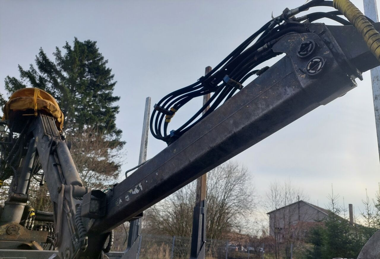 Lesovůz, Auto s hydraulickou rukou Scania G480: obrázek 8