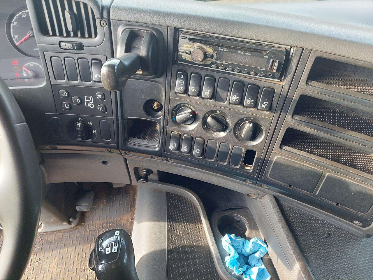 Lesovůz, Auto s hydraulickou rukou Scania G480: obrázek 27