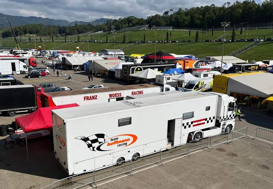 Racetransporter Achleitner 2 SNK 25 - Návěs na přepravu automobilů: obrázek 3 Racetransporter Achleitner 2 SNK 25 - Návěs na přepravu automobilů: obrázek 3