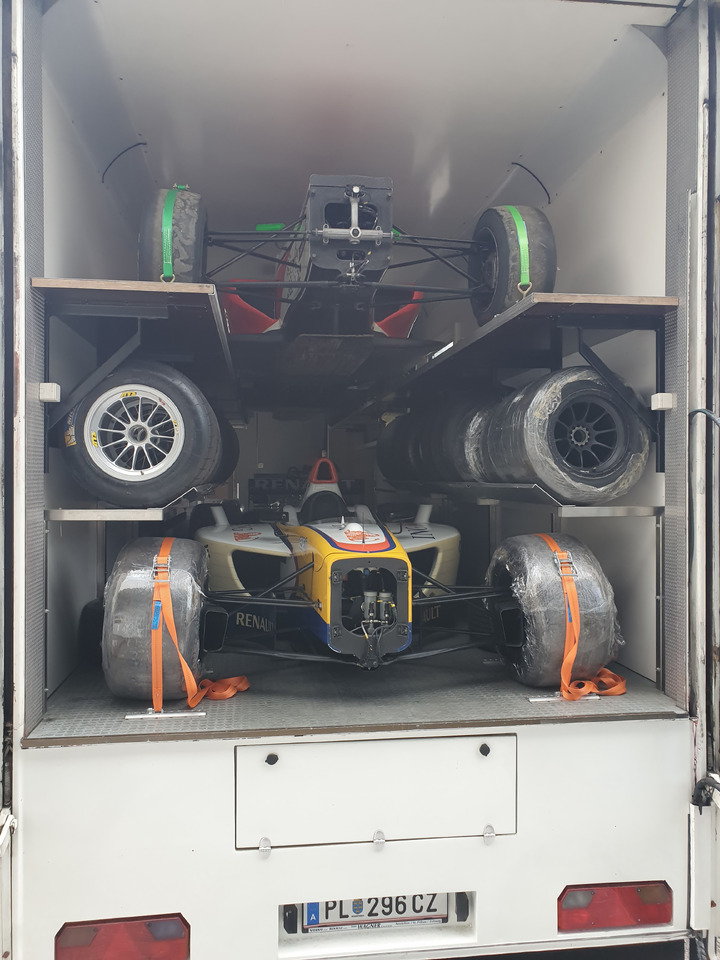 Racetransporter Achleitner 2 SNK 25 - Návěs na přepravu automobilů: obrázek 4 Racetransporter Achleitner 2 SNK 25 - Návěs na přepravu automobilů: obrázek 4