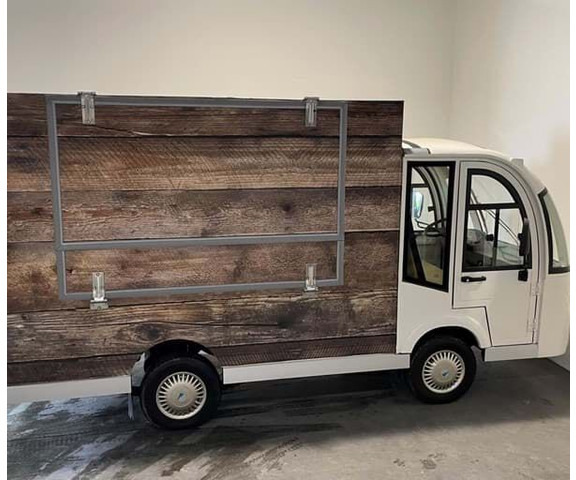 Eagle Foodtruck / 4 seats - Golfový vozík: obrázek 4 Eagle Foodtruck / 4 seats - Golfový vozík: obrázek 4