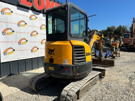 Bobcat E26 Cabine à 20500 € HT - Mini rýpadlo: obrázek 3 Bobcat E26 Cabine à 20500 € HT - Mini rýpadlo: obrázek 3
