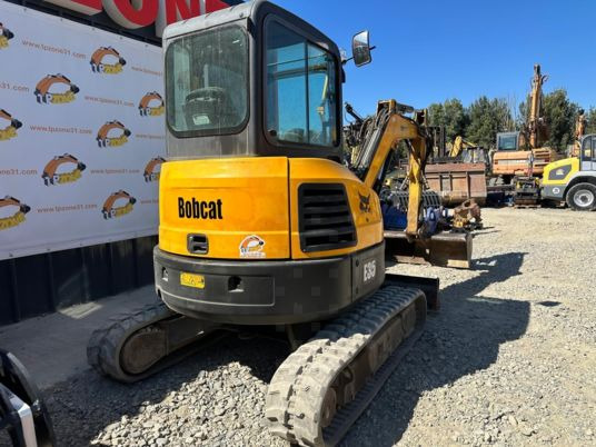 Bobcat E35 Cabine à 22500 € HT - Mini rýpadlo: obrázek 5 Bobcat E35 Cabine à 22500 € HT - Mini rýpadlo: obrázek 5