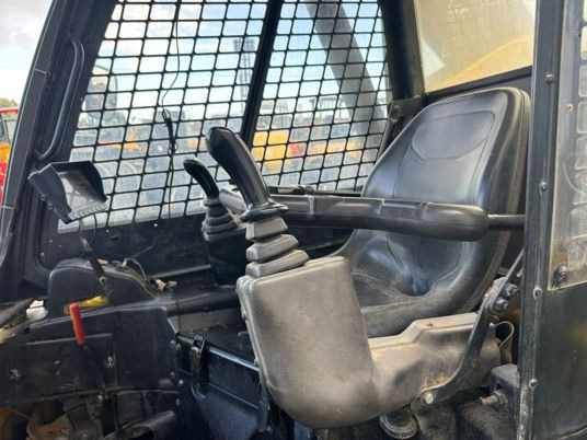 JCB Robot 190 à 22 500 € HT - Smykem řízený nakladač pásový: obrázek 5 JCB Robot 190 à 22 500 € HT - Smykem řízený nakladač pásový: obrázek 5