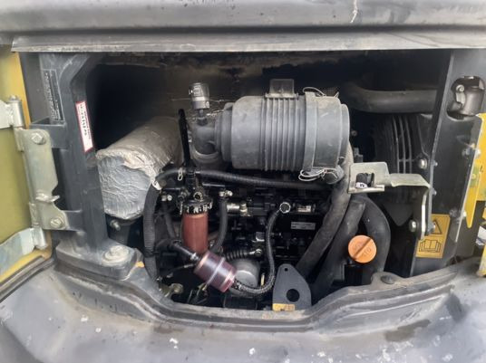 Mini rýpadlo Komatsu PC26MR-3: obrázek 10 Mini rýpadlo Komatsu PC26MR-3: obrázek 10