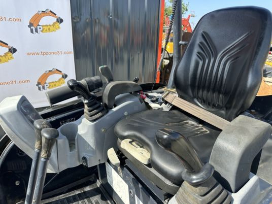 Mini rýpadlo Kubota U27-4 à 20500 € HT: obrázek 10