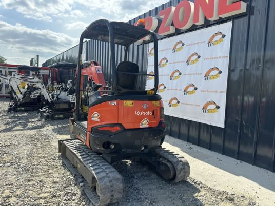 Mini rýpadlo Kubota U27-4 à 20500 € HT: obrázek 6