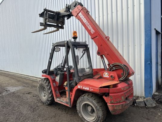 Manitou BT420 Evo - 4x4 - Teleskopický manipulátor: obrázek 2 Manitou BT420 Evo - 4x4 - Teleskopický manipulátor: obrázek 2