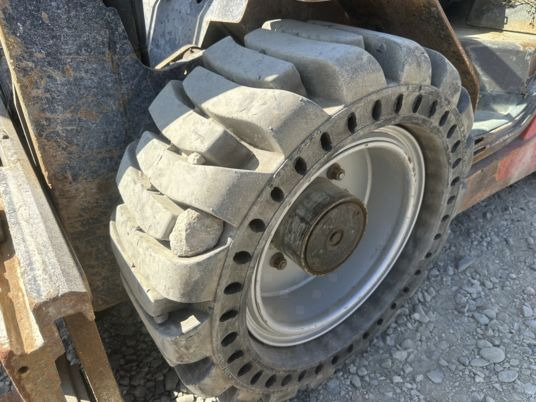 Manitou MSI35T à 12500 € HT - Dieselový vysokozdvižný vozík: obrázek 5 Manitou MSI35T à 12500 € HT - Dieselový vysokozdvižný vozík: obrázek 5