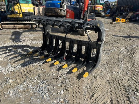 Příslušenství Godet crocodile pour mini chargeur: obrázek 6