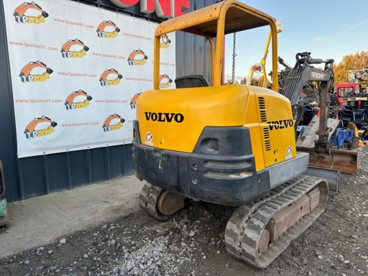 Volvo EC25 à 14 900 € HT - Mini rýpadlo: obrázek 3 Volvo EC25 à 14 900 € HT - Mini rýpadlo: obrázek 3