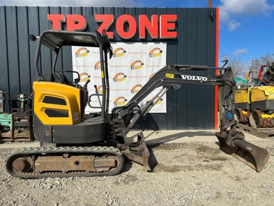 Volvo ECR25D à 23900 euros HT - Mini rýpadlo: obrázek 1 Volvo ECR25D à 23900 euros HT - Mini rýpadlo: obrázek 1