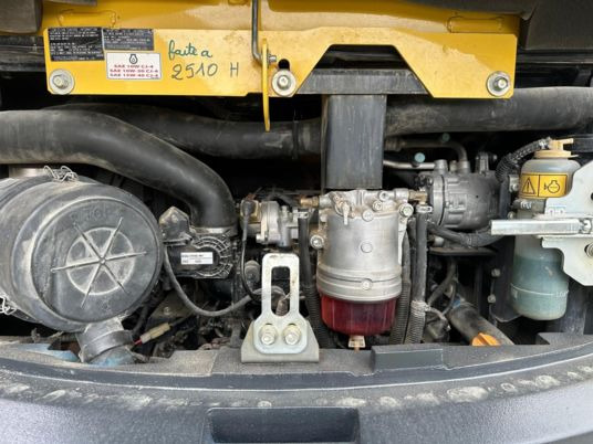 Pásové rýpadlo Yanmar VIO80-1A à 37500 euros HT: obrázek 9