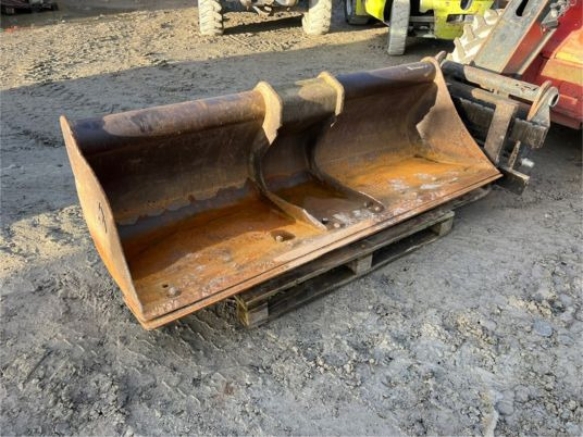 Godet de curage Arden pour pelle de 12T à 16T QA30 QA31 - Lžíce na bagr: obrázek 3 Godet de curage Arden pour pelle de 12T à 16T QA30 QA31 - Lžíce na bagr: obrázek 3