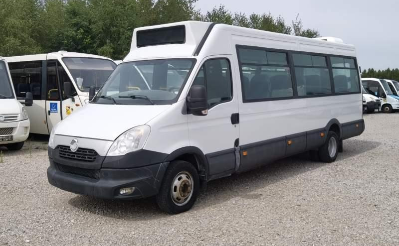 Iveco Daily 23 *NOWY SILNIK* 2 SZTUKI*, klima, winda - Autobus příměstský: obrázek 3 Iveco Daily 23 *NOWY SILNIK* 2 SZTUKI*, klima, winda - Autobus příměstský: obrázek 3