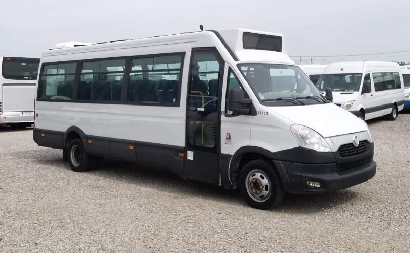 Iveco Daily 23 *NOWY SILNIK* 2 SZTUKI*, klima, winda - Autobus příměstský: obrázek 1 Iveco Daily 23 *NOWY SILNIK* 2 SZTUKI*, klima, winda - Autobus příměstský: obrázek 1