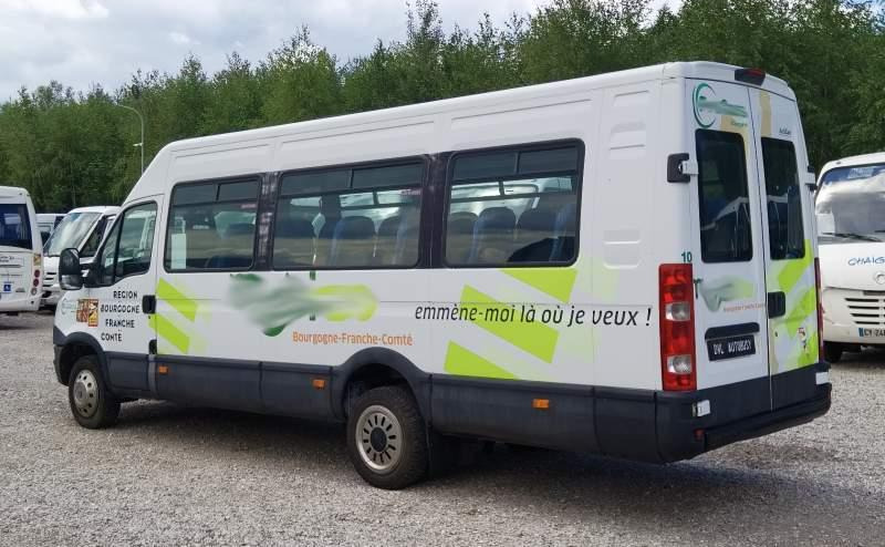 Iveco Daily 23 miejsca, KLIMA, WEBASTO - Autobus příměstský: obrázek 5 Iveco Daily 23 miejsca, KLIMA, WEBASTO - Autobus příměstský: obrázek 5