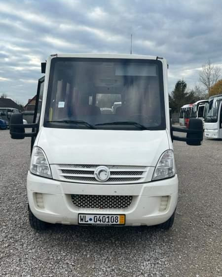 Iveco Daily Kutsenits 2011 Rossero, Prodig - Minibus, Mikrobus: obrázek 3 Iveco Daily Kutsenits 2011 Rossero, Prodig - Minibus, Mikrobus: obrázek 3