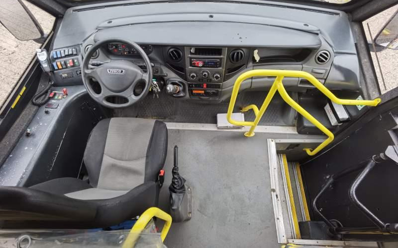 Iveco Kapena Thesi 34 EURO V *daily*wing*mediano - Autobus příměstský: obrázek 4 Iveco Kapena Thesi 34 EURO V *daily*wing*mediano - Autobus příměstský: obrázek 4