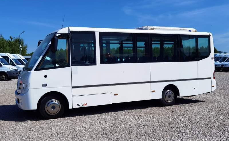 Mercedes-Benz Mediano Vario *klima* - Autobus příměstský: obrázek 5 Mercedes-Benz Mediano Vario *klima* - Autobus příměstský: obrázek 5