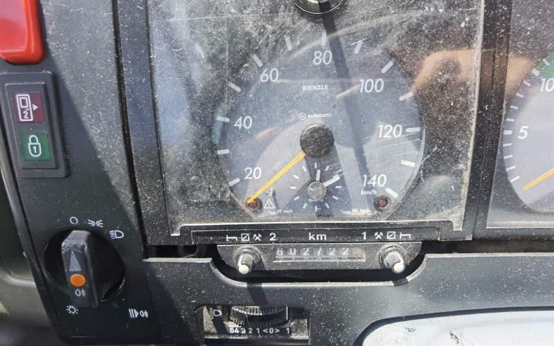 Autobus příměstský Mercedes-Benz Vario 814D 38+12: obrázek 15