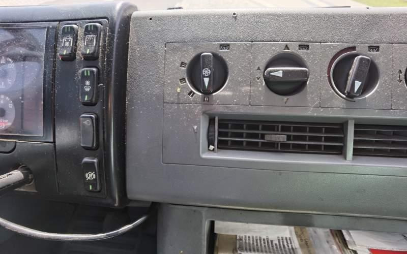 Autobus příměstský Mercedes-Benz Vario 814D 38+14: obrázek 9 Autobus příměstský Mercedes-Benz Vario 814D 38+14: obrázek 9