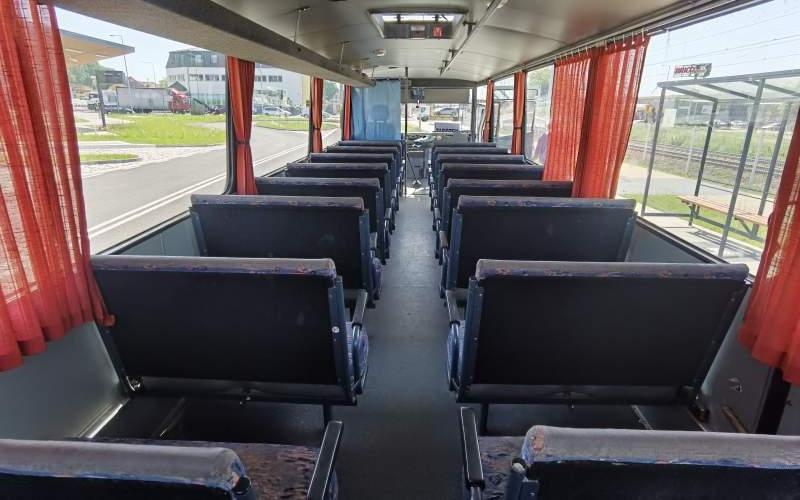 Autobus příměstský Mercedes-Benz Vario 814D 38+14: obrázek 8 Autobus příměstský Mercedes-Benz Vario 814D 38+14: obrázek 8