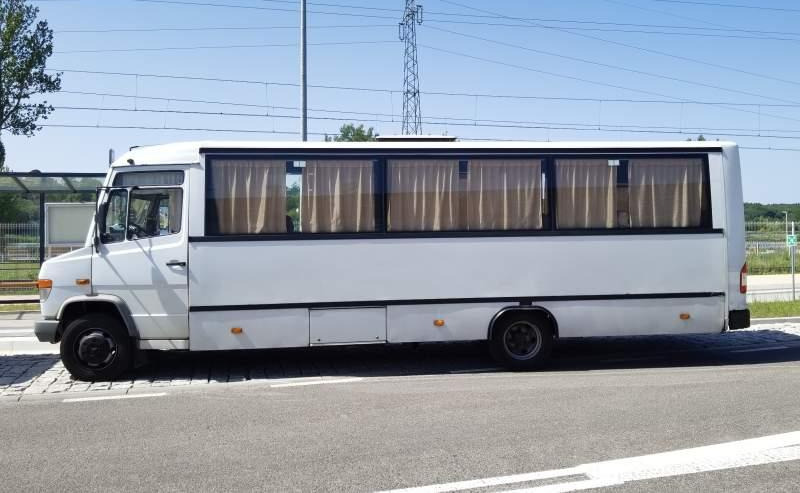 Mercedes-Benz Vario 814D 38+15 - Autobus příměstský: obrázek 3 Mercedes-Benz Vario 814D 38+15 - Autobus příměstský: obrázek 3