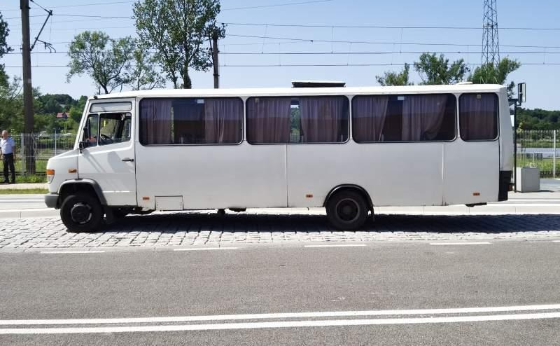 Mercedes-Benz Vario 814D 39+12 - Autobus příměstský: obrázek 5 Mercedes-Benz Vario 814D 39+12 - Autobus příměstský: obrázek 5