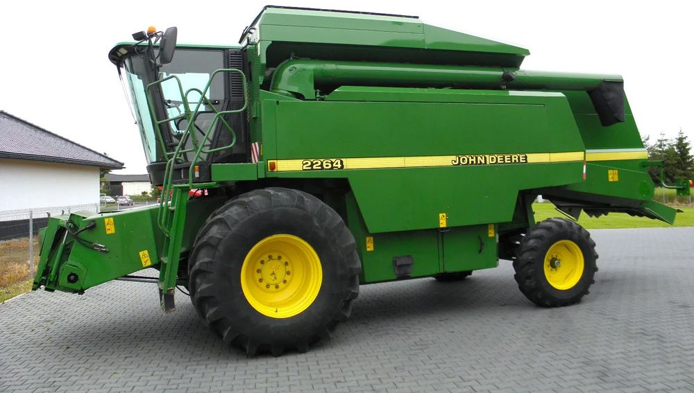 John Deere 2264 2001 Rok heder 6,1m , Nie Malowany, Stan Bardzo Dobry - Sklízecí mlátička: obrázek 5 John Deere 2264 2001 Rok heder 6,1m , Nie Malowany, Stan Bardzo Dobry - Sklízecí mlátička: obrázek 5